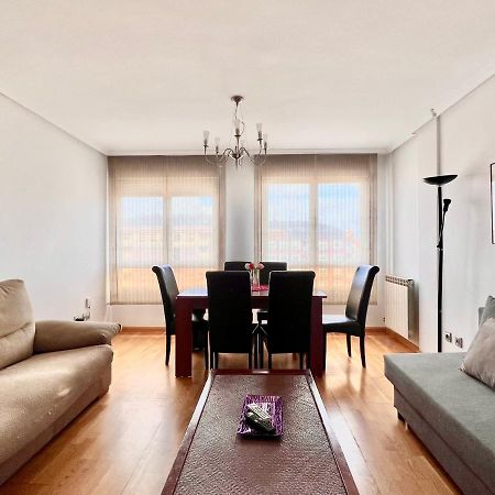 Housingleon - Conde Duplex Con Garaje Gratuito Διαμέρισμα Εξωτερικό φωτογραφία