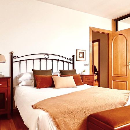 Housingleon - Conde Duplex Con Garaje Gratuito Διαμέρισμα Εξωτερικό φωτογραφία