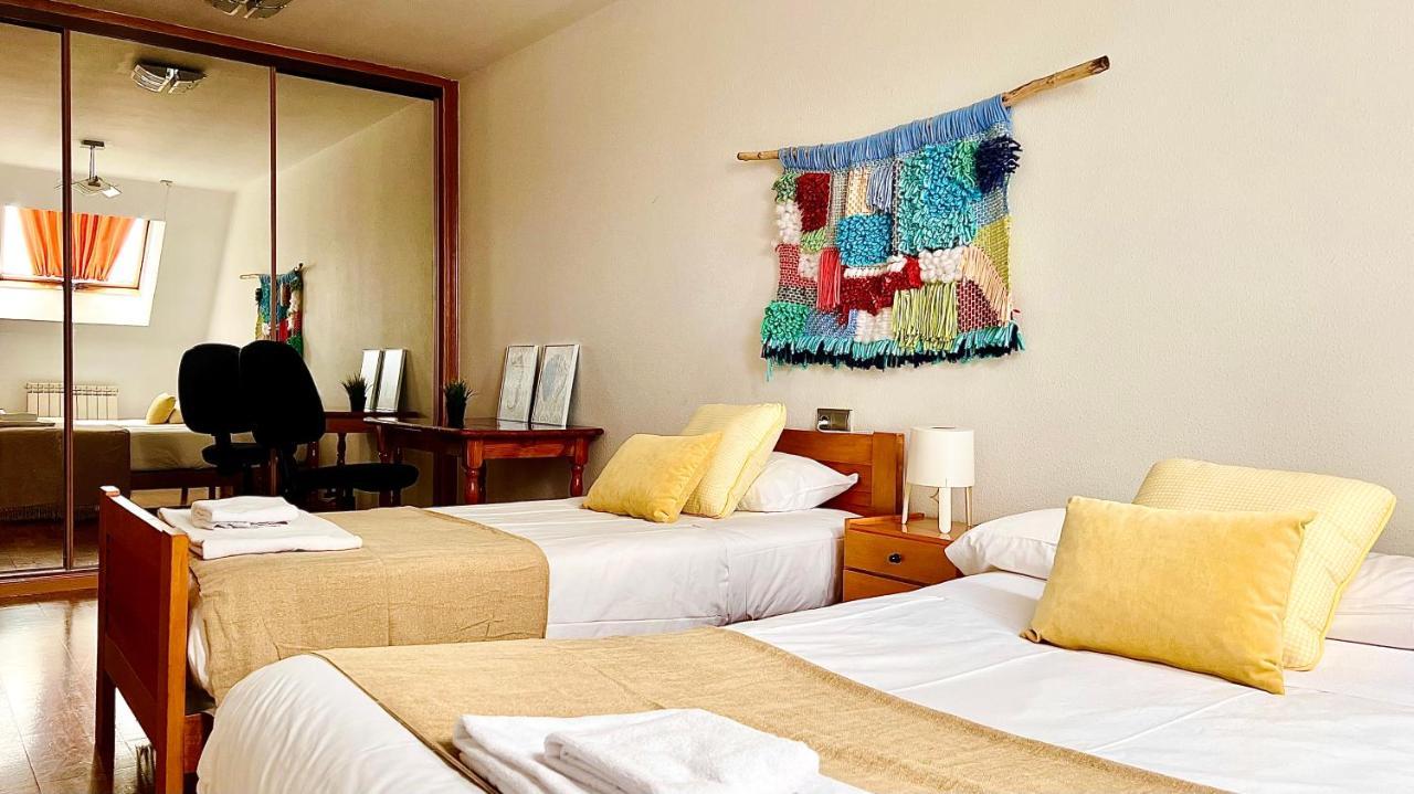 Housingleon - Conde Duplex Con Garaje Gratuito Διαμέρισμα Εξωτερικό φωτογραφία